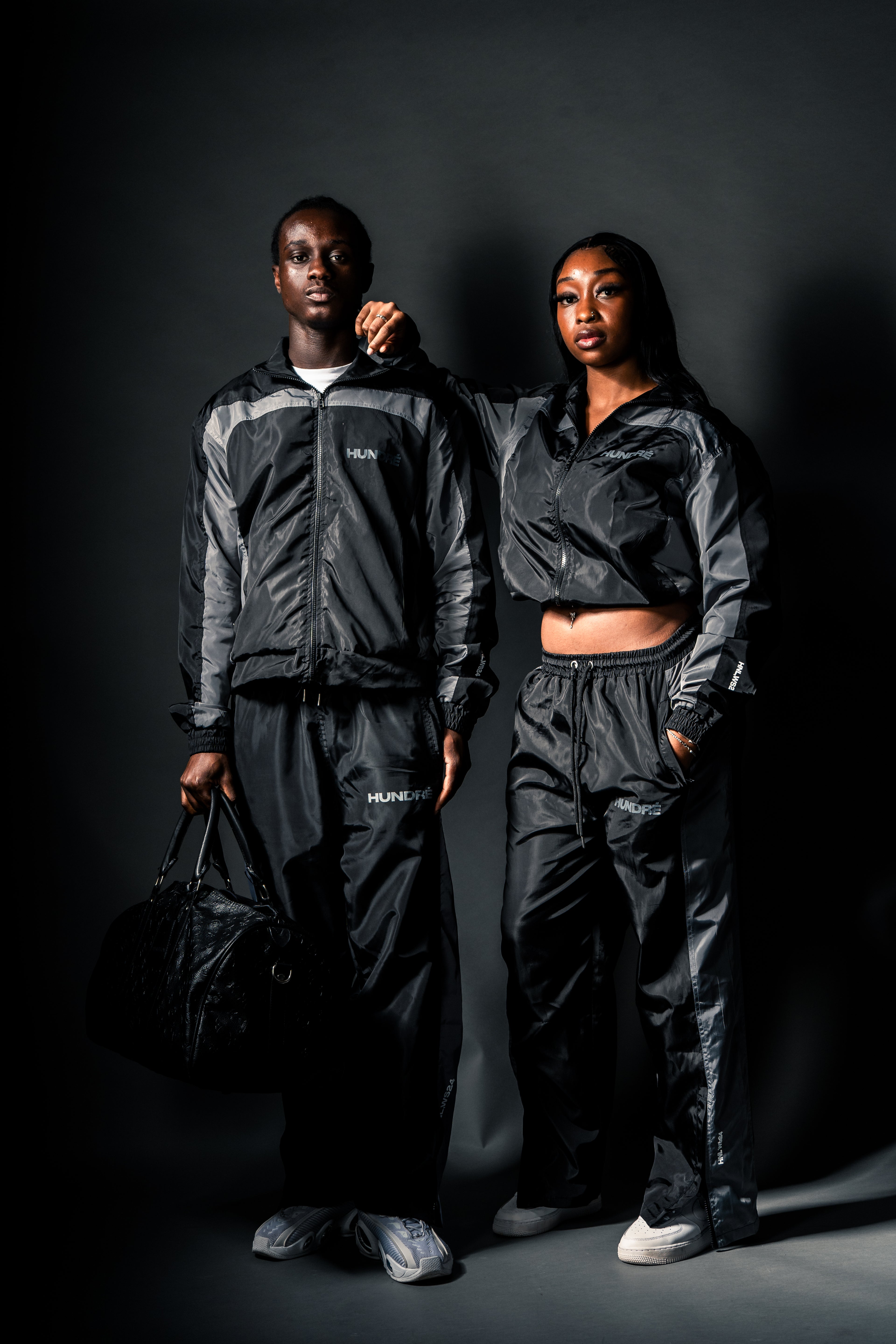 HUNDRÉ WINDBREAKER TOP