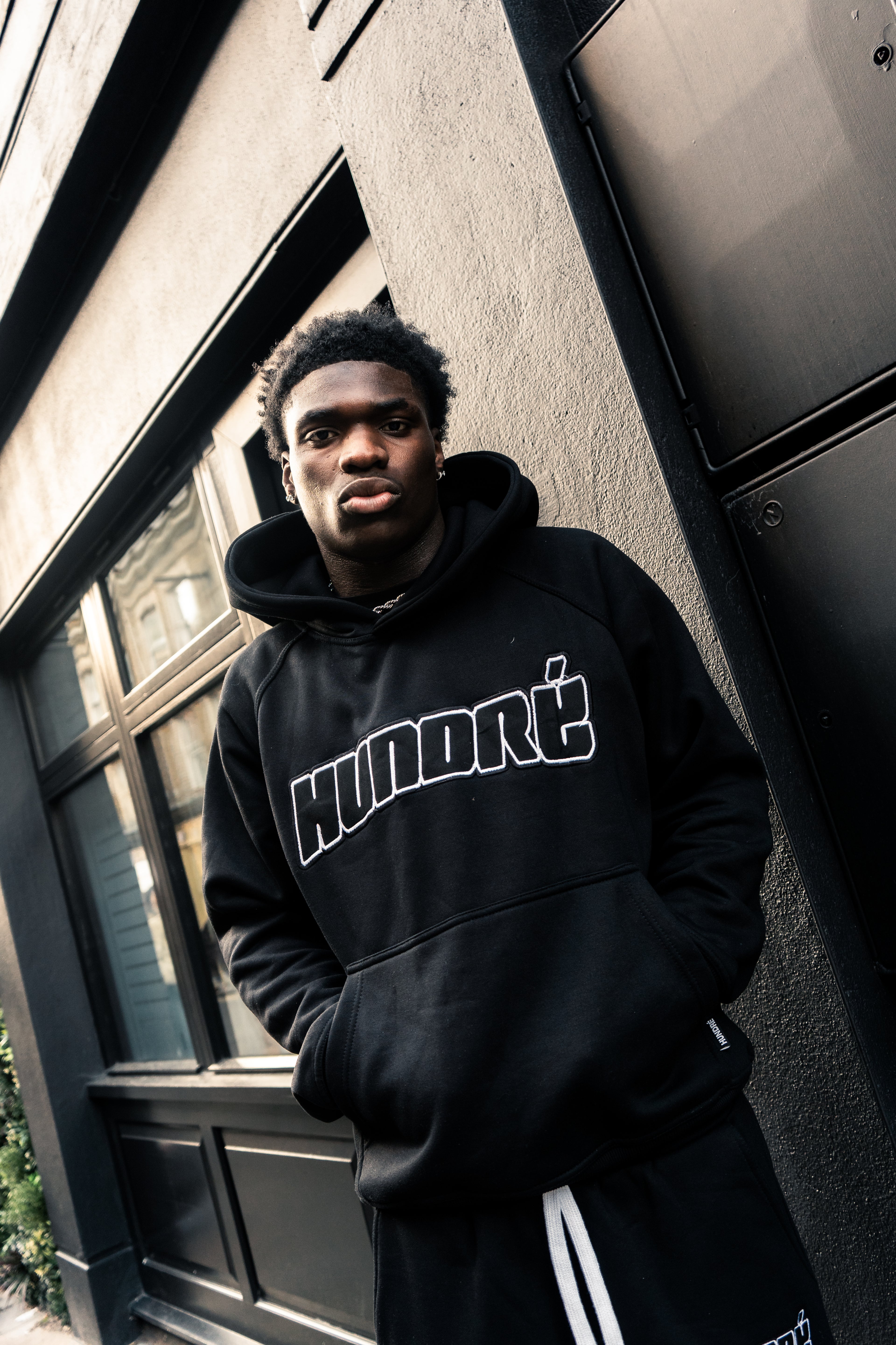 B/W HUNDRÉ TRACKSUIT