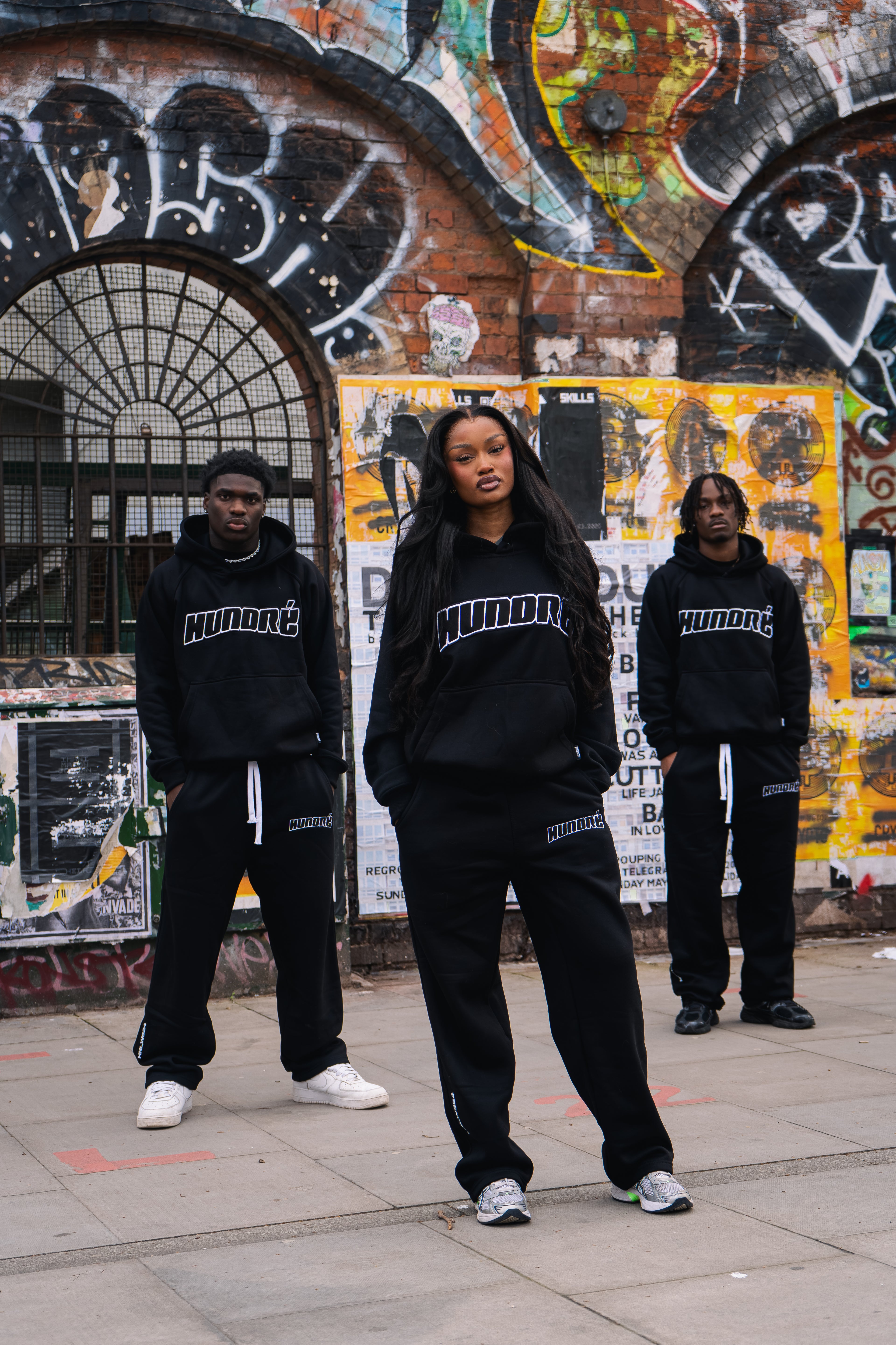 B/W HUNDRÉ TRACKSUIT